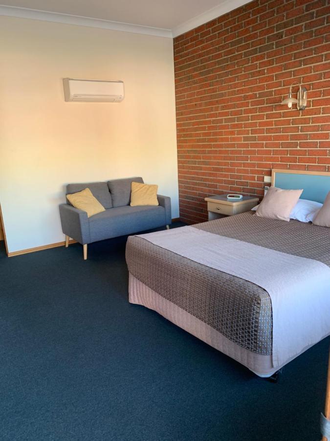 Bairnsdale Tanjil Motor Inn Εξωτερικό φωτογραφία