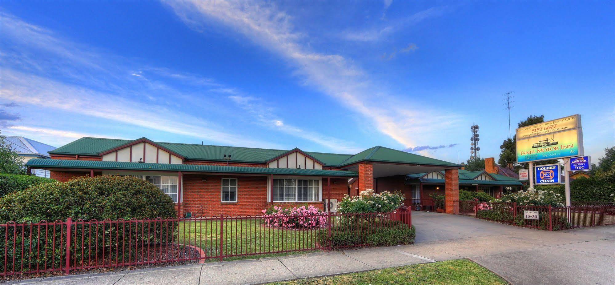 Bairnsdale Tanjil Motor Inn Εξωτερικό φωτογραφία